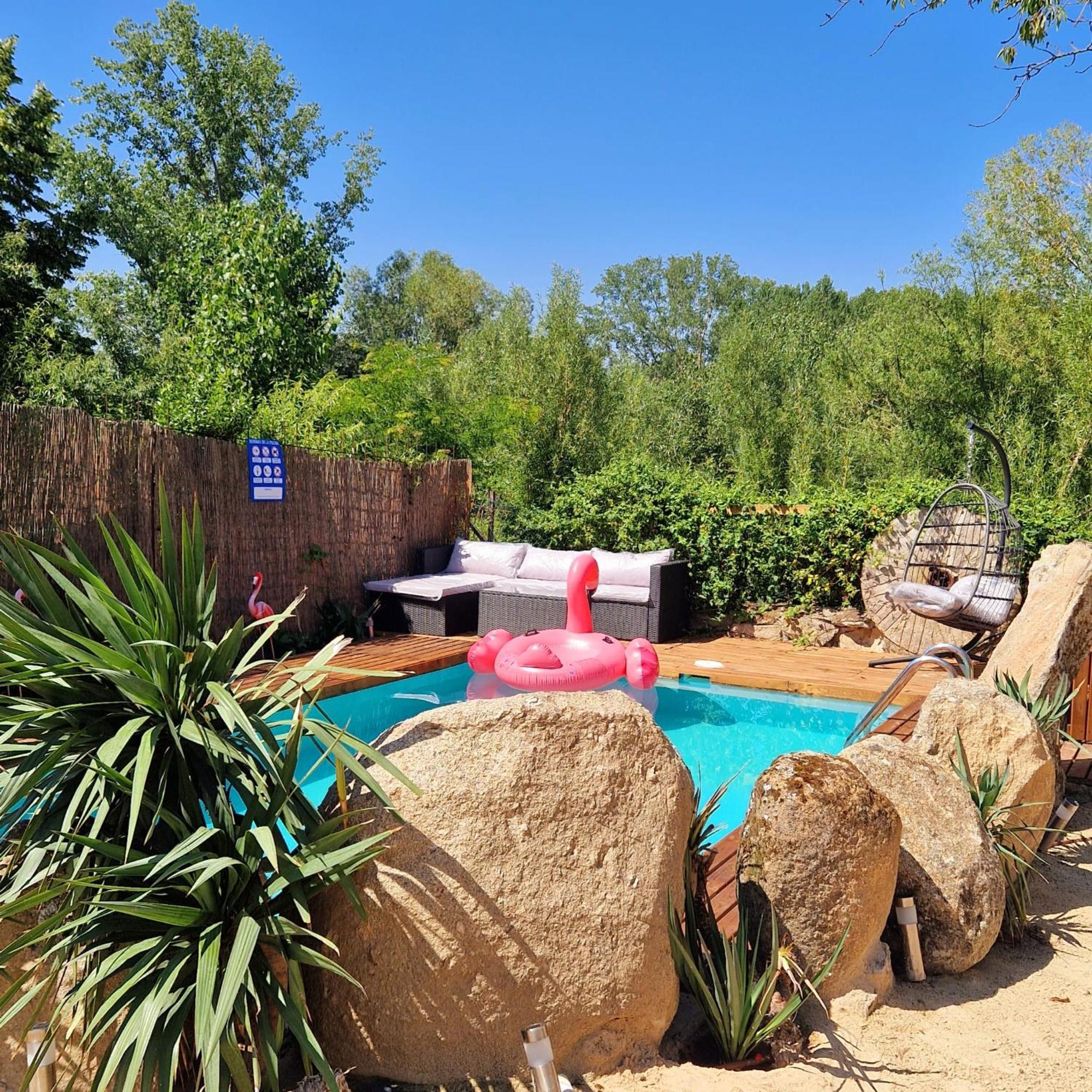 Complejo Oasis Beach Sobre El Rio Huerta  Exterior foto